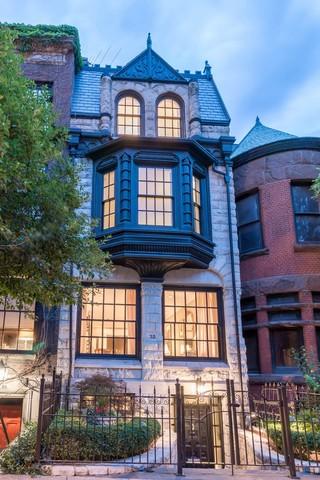 32 E Scott St, Chicago, IL 60610 photo 5