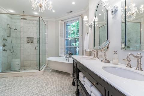 32 E Scott St, Chicago, IL 60610 photo 21