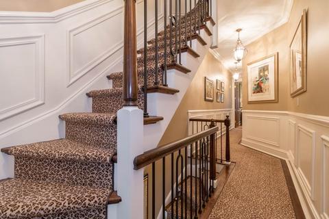 32 E Scott St, Chicago, IL 60610 photo 19