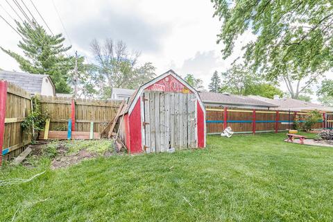 1024 Perda Ln, Des Plaines, IL 60016 photo 30