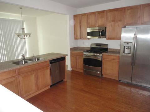 1138 Draper Rd, Mchenry, IL 60050 photo 3