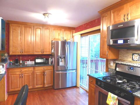 916 Voyager Dr, Bartlett, IL 60103 photo 3