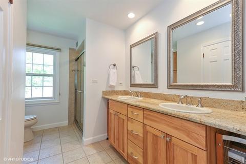4030 Michelline Ln, Northbrook, IL 60062 photo 10