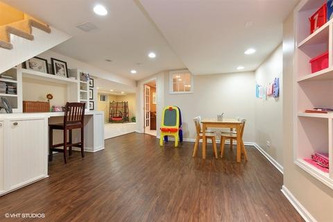 4030 Michelline Ln, Northbrook, IL 60062 photo 17