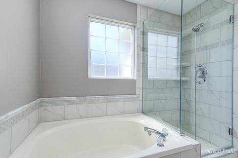 2223 Beaumont Ct, Aurora, IL 60502 photo 18