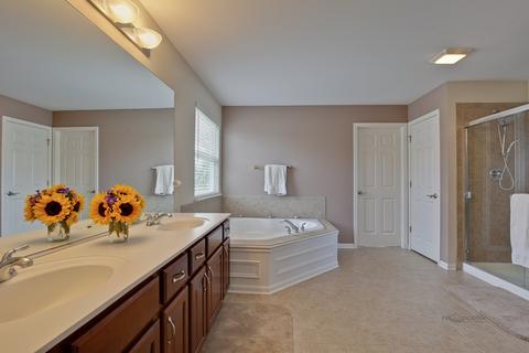 1530 Mcclellan Dr, Lindenhurst, IL 60046 photo 26