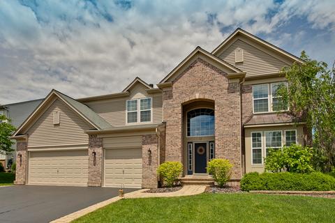 1530 Mcclellan Dr, Lindenhurst, IL 60046 photo 1