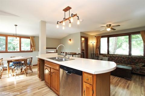 203 E Blackman St, Harvard, IL 60033 photo 9