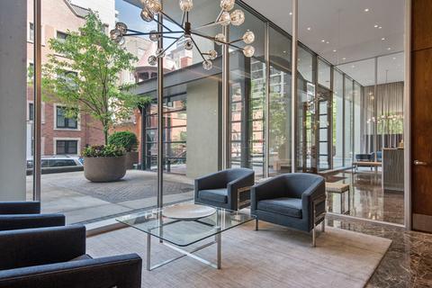 1 E Schiller St #8D, Chicago, IL 60610 photo 2