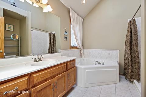 19426 Everett Ln, Mokena, IL 60448 photo 12