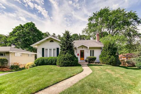917 Evergreen St, Wheaton, IL 60187 photo 1