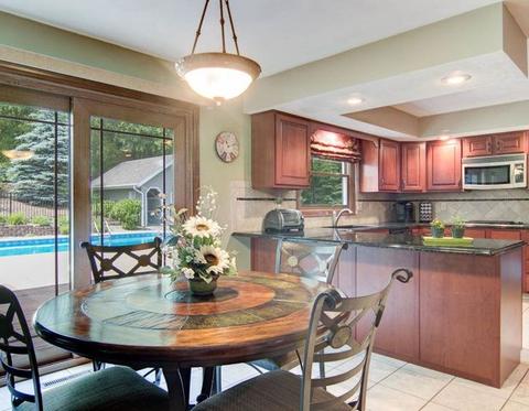 10088 Tybow Trl, Roscoe, IL 61073 photo 12