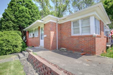 404 S Edwin St, Champaign, IL 61821 photo 5