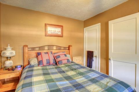 404 S Edwin St, Champaign, IL 61821 photo 18
