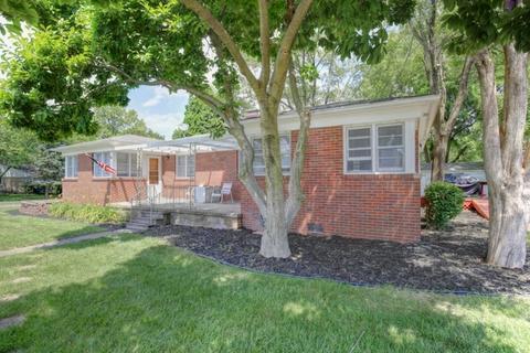 404 S Edwin St, Champaign, IL 61821 photo 8