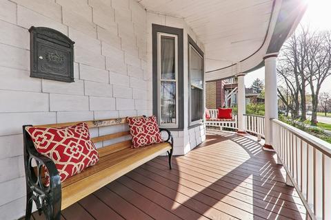 6439 Sinclair Ave, Berwyn, IL 60402 photo 3