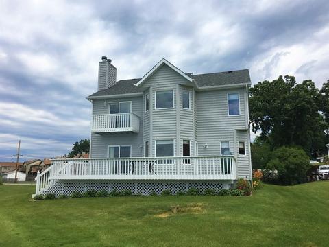 153 Eagle Point Rd, Fox Lake, IL 60020 photo 2