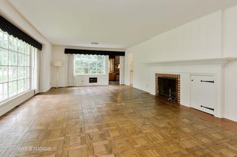1001 Meadows Rd, Geneva, IL 60134 photo 4