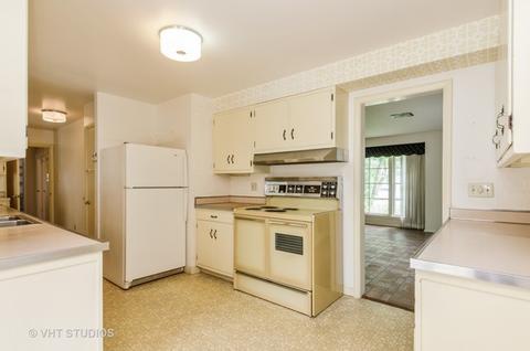 1001 Meadows Rd, Geneva, IL 60134 photo 6