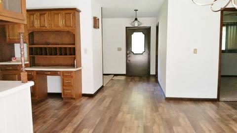 1409 E 28th St, Sterling, IL 61081 photo 2