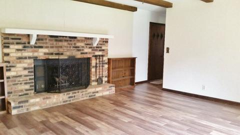 1409 E 28th St, Sterling, IL 61081 photo 4