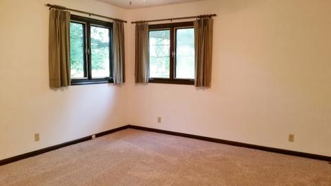 1409 E 28th St, Sterling, IL 61081 photo 10