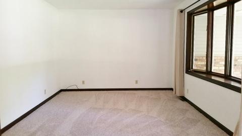 1409 E 28th St, Sterling, IL 61081 photo 9