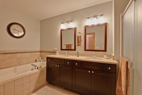 5706 Fieldstone Trl, Mchenry, IL 60050 photo 14