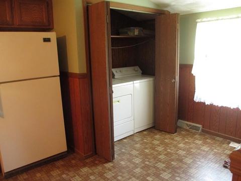 157 E 2nd St, Oglesby, IL 61348 photo 10