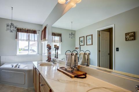 2256 Arcadia Ct, Aurora, IL 60503 photo 31