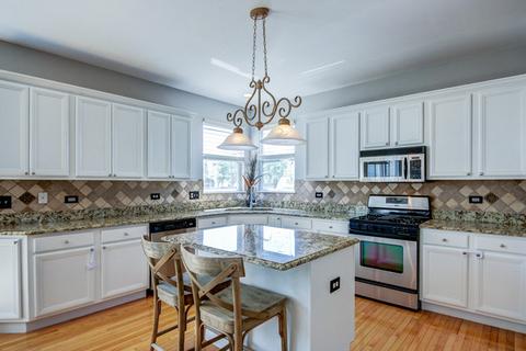 2256 Arcadia Ct, Aurora, IL 60503 photo 12
