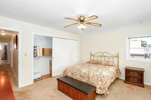 310 Pinehurst Dr, Des Plaines, IL 60016 photo 21
