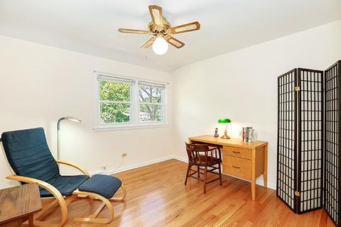 310 Pinehurst Dr, Des Plaines, IL 60016 photo 23