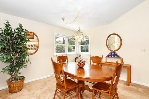 310 Pinehurst Dr, Des Plaines, IL 60016 photo 6