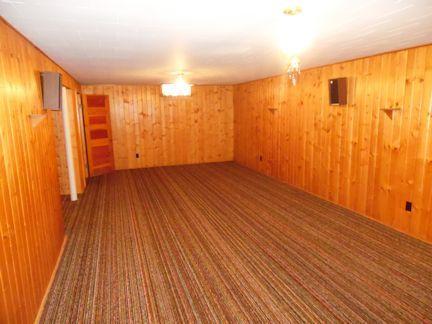 904 Paddock Ave, Ashton, IL 61006 photo 9