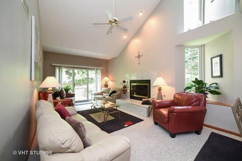2044 Jeffrey Ct, Elgin, IL 60123 photo 3