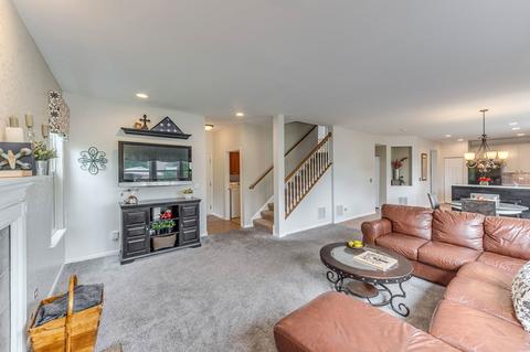 11319 Glenbrook Cir, Plainfield, IL 60585 photo 5