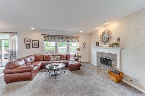 11319 Glenbrook Cir, Plainfield, IL 60585 photo 7