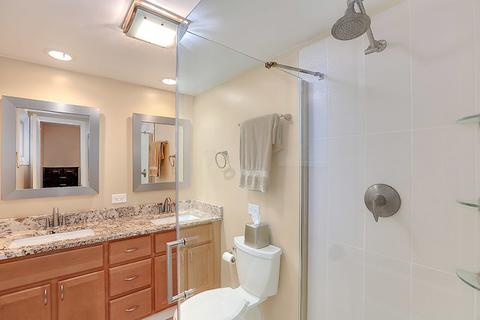 565 Milan Ln, Hoffman Estates, IL 60169 photo 11