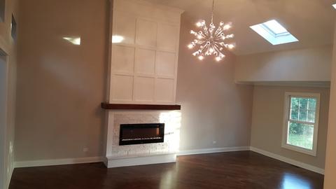 8729 Skyline Dr, Burr Ridge, IL 60527 photo 2