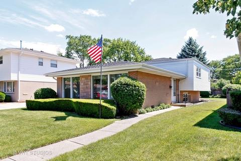 2133 Plainfield Dr, Des Plaines, IL 60018 photo 2