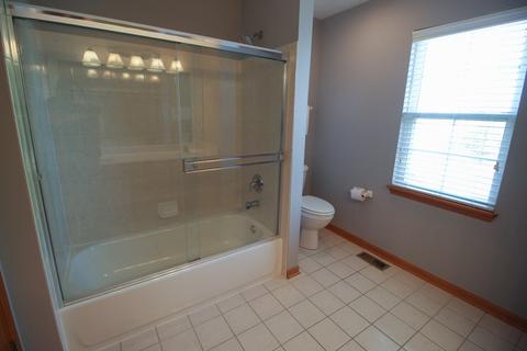 7652 Pin Oak Ct, Plainfield, IL 60586 photo 13