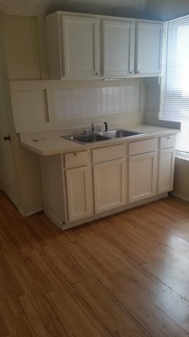 288 Villa St, Elgin, IL 60120 photo 5