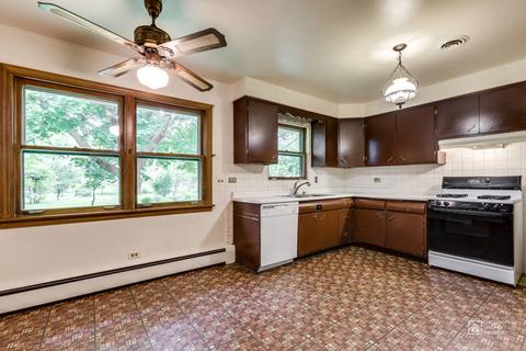 1454 S Wolf Rd, Des Plaines, IL 60018 photo 5