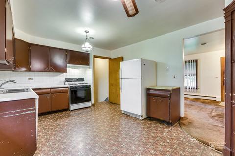 1454 S Wolf Rd, Des Plaines, IL 60018 photo 6