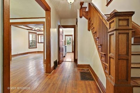 4738 N Artesian Ave, Chicago, IL 60625 photo 2