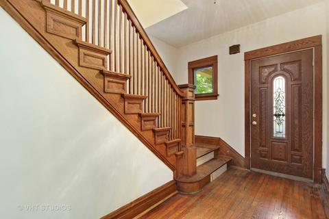 4738 N Artesian Ave, Chicago, IL 60625 photo 3