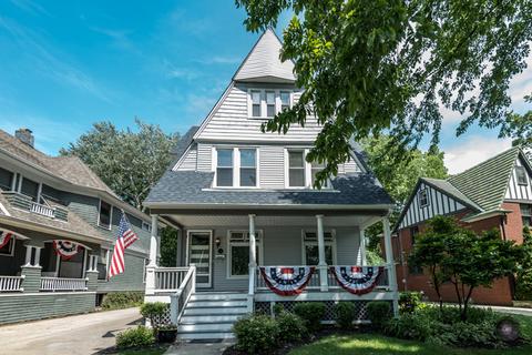131 Akenside Rd, Riverside, IL 60546 photo 1