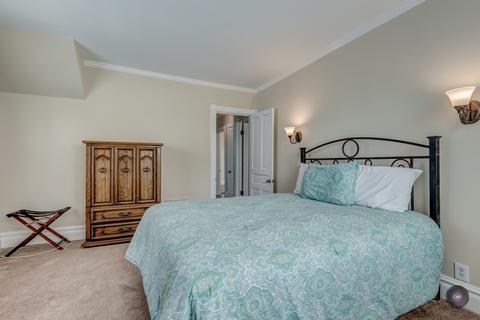 131 Akenside Rd, Riverside, IL 60546 photo 28