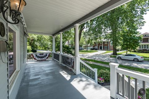 131 Akenside Rd, Riverside, IL 60546 photo 2